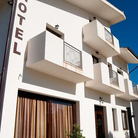 Hotel Terra Degli Elimi 3*