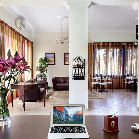 Hotel Terra Degli Elimi 3*