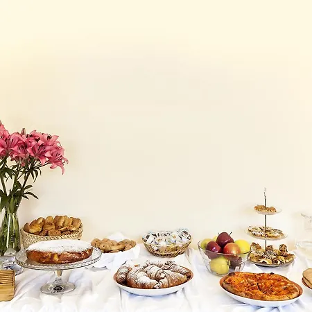 Hotel Terra Degli Elimi 3*